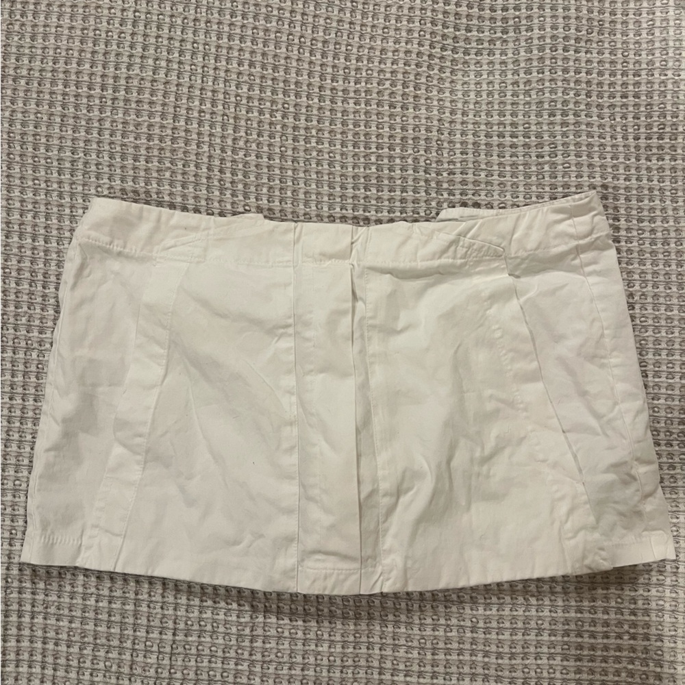 White mini skort